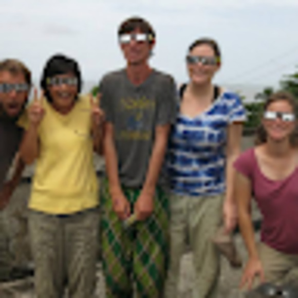 Meet your Posher, Sarah - Picture 1 of 1